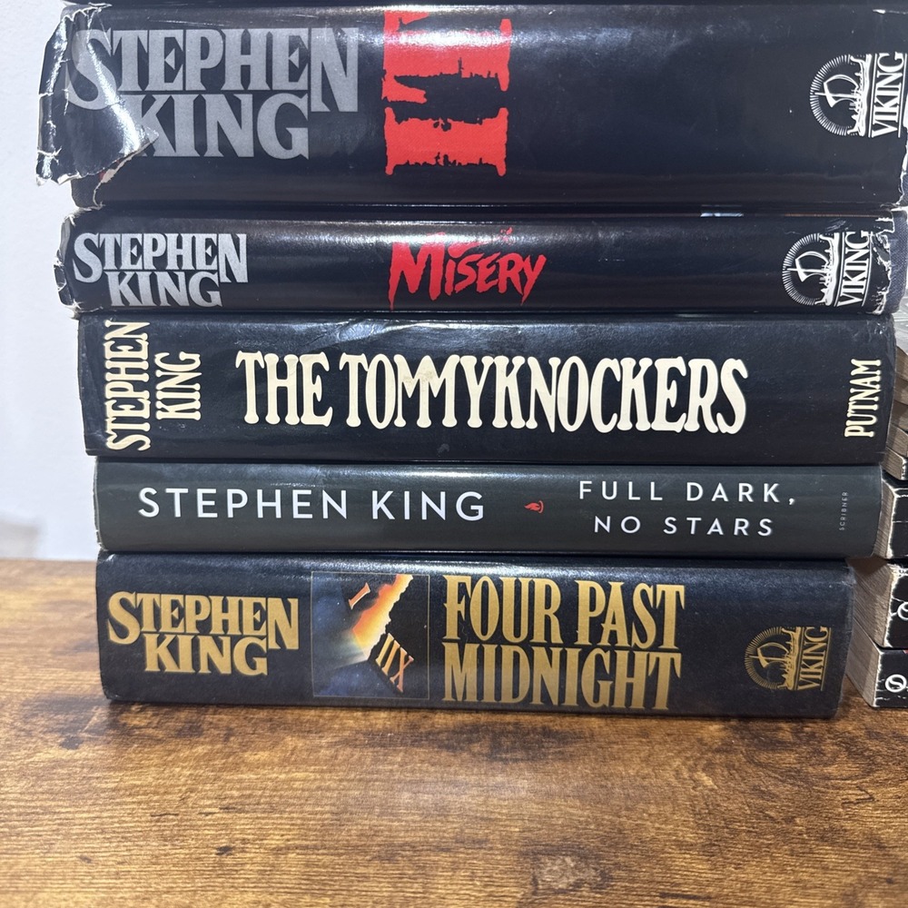 Lot Of 18 Stephen King Hardcover/Softcover Books IT, Misery, The Tommyknockers - Picture 2 of 16